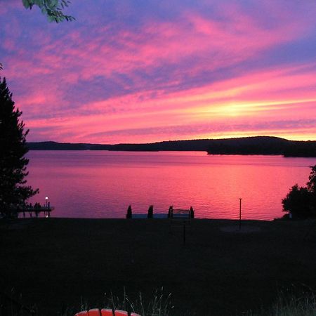 Birch Cliff Lodge On Baptiste Lake Highland Grove Extérieur photo