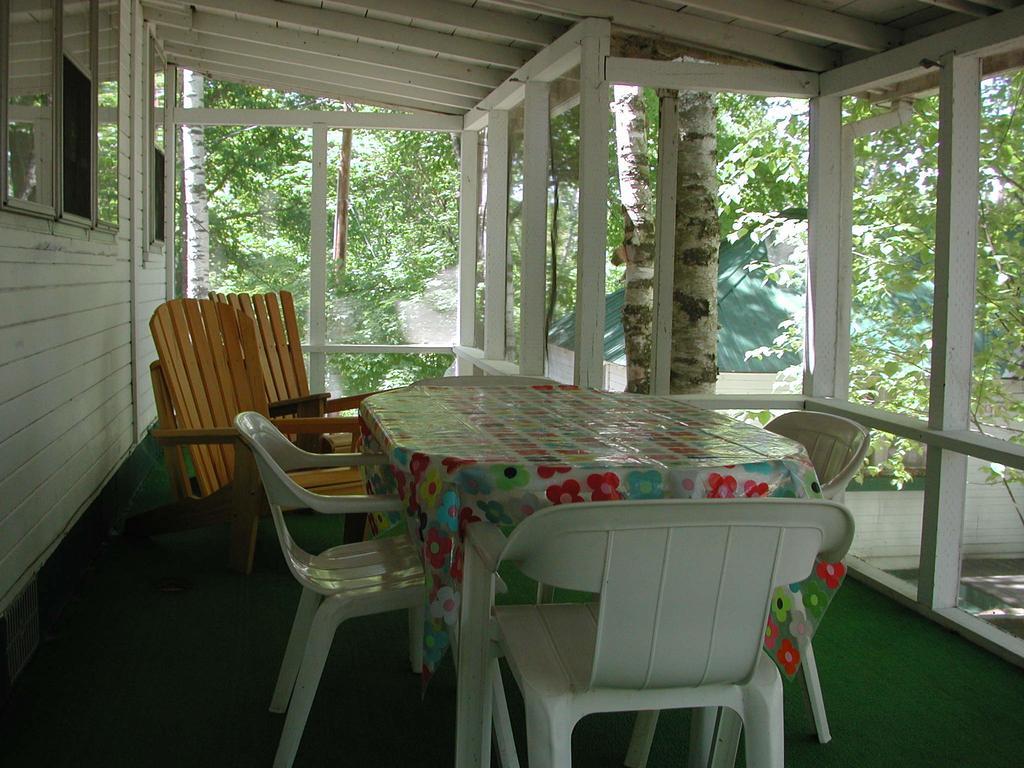Birch Cliff Lodge On Baptiste Lake Highland Grove Chambre photo