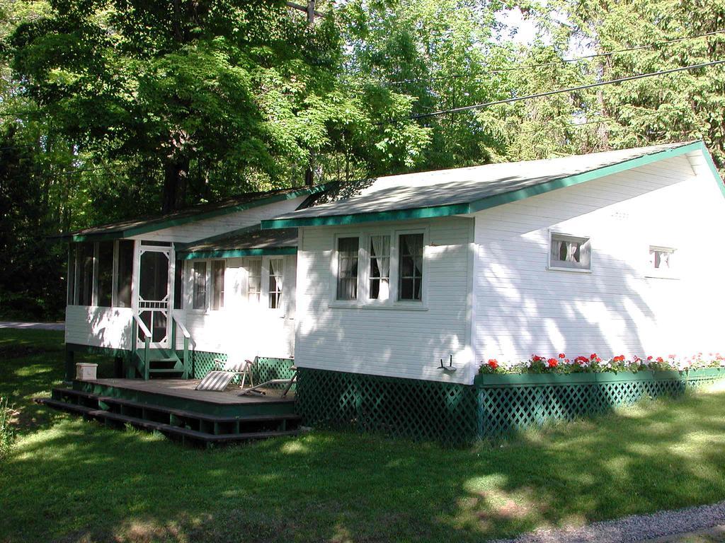 Birch Cliff Lodge On Baptiste Lake Highland Grove Chambre photo