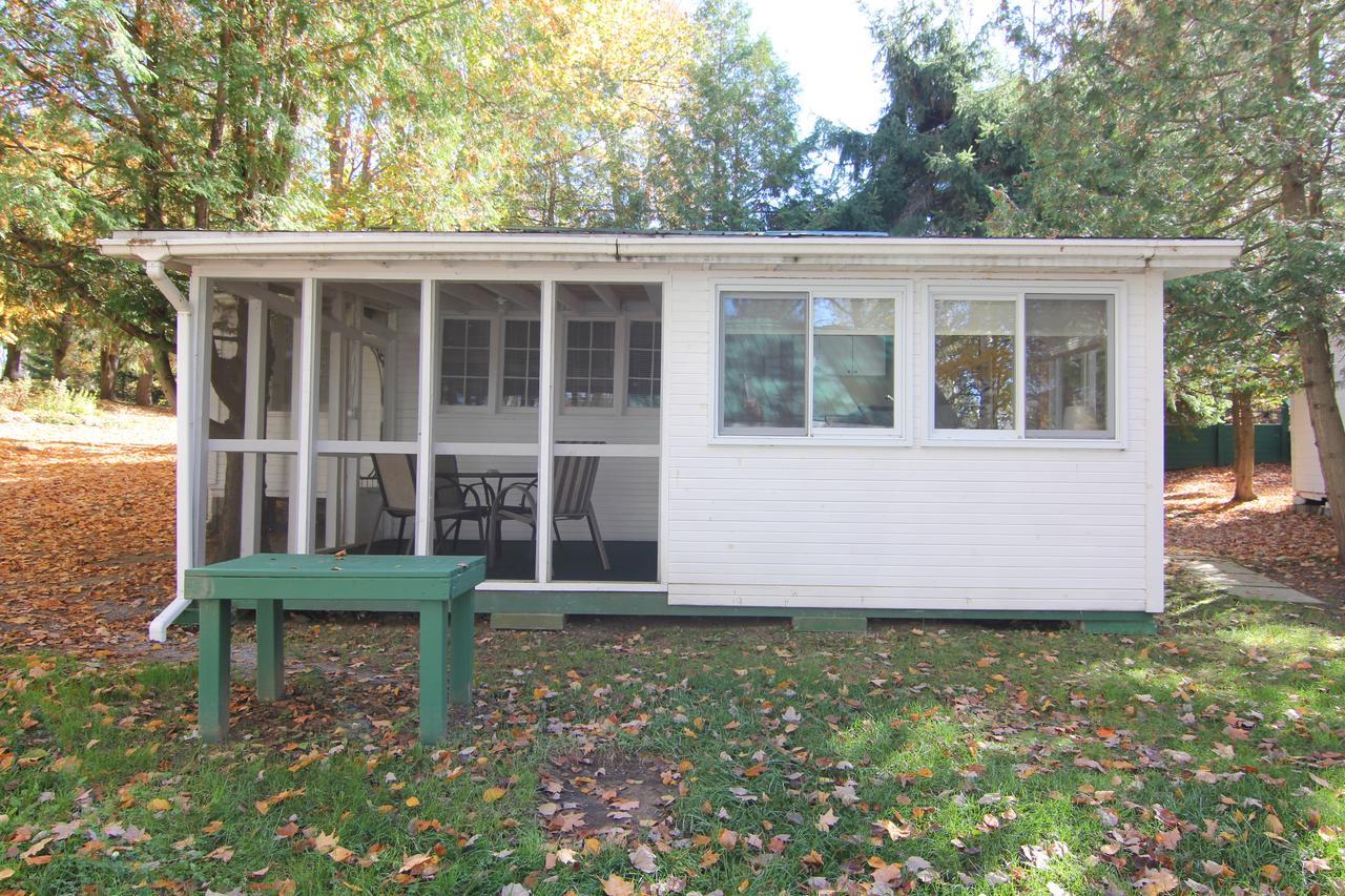 Birch Cliff Lodge On Baptiste Lake Highland Grove Extérieur photo