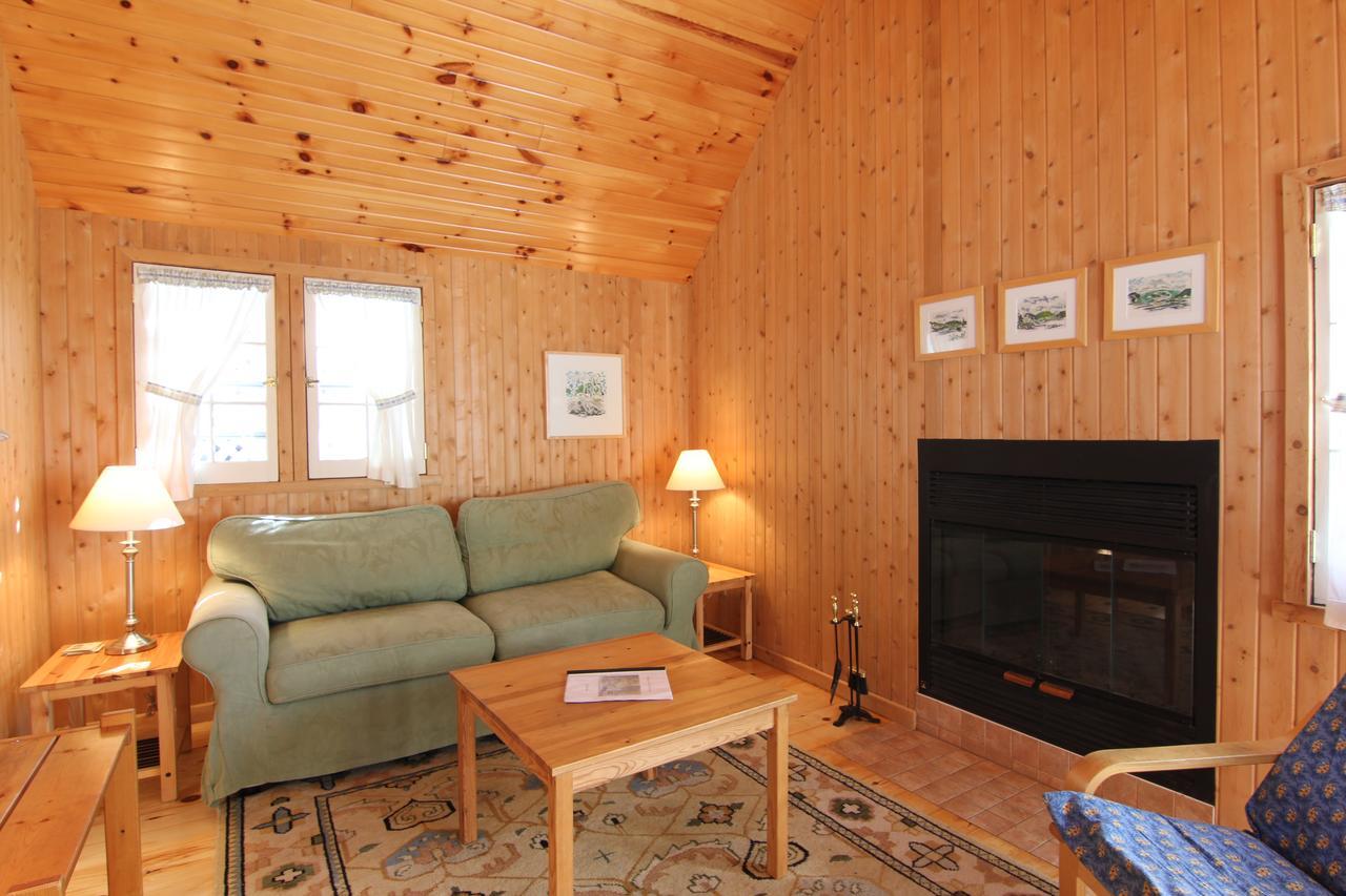 Birch Cliff Lodge On Baptiste Lake Highland Grove Extérieur photo